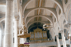 Walcker Orgel und Kronleuchter um 1960