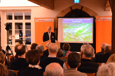 Herr Dr. Rainer Roos, Ortsverbandsvorsitzender